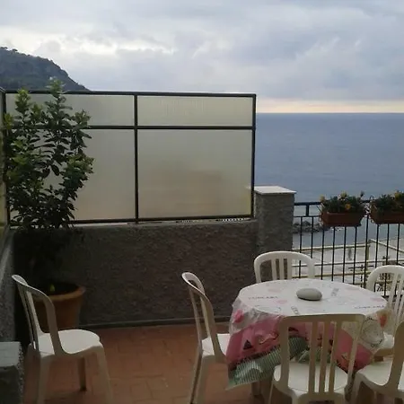 Partenope Levanto Exterior photo